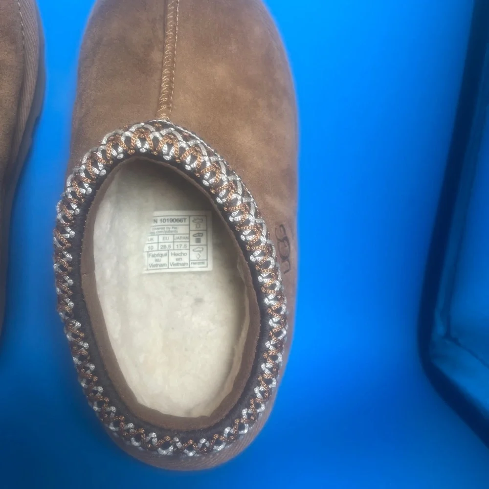 UGG comfortable kids